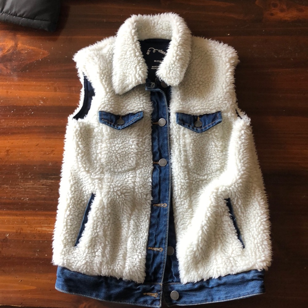 Girls vest